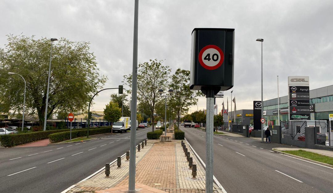 Nuevo radar instalado en Vía Complutense, 135