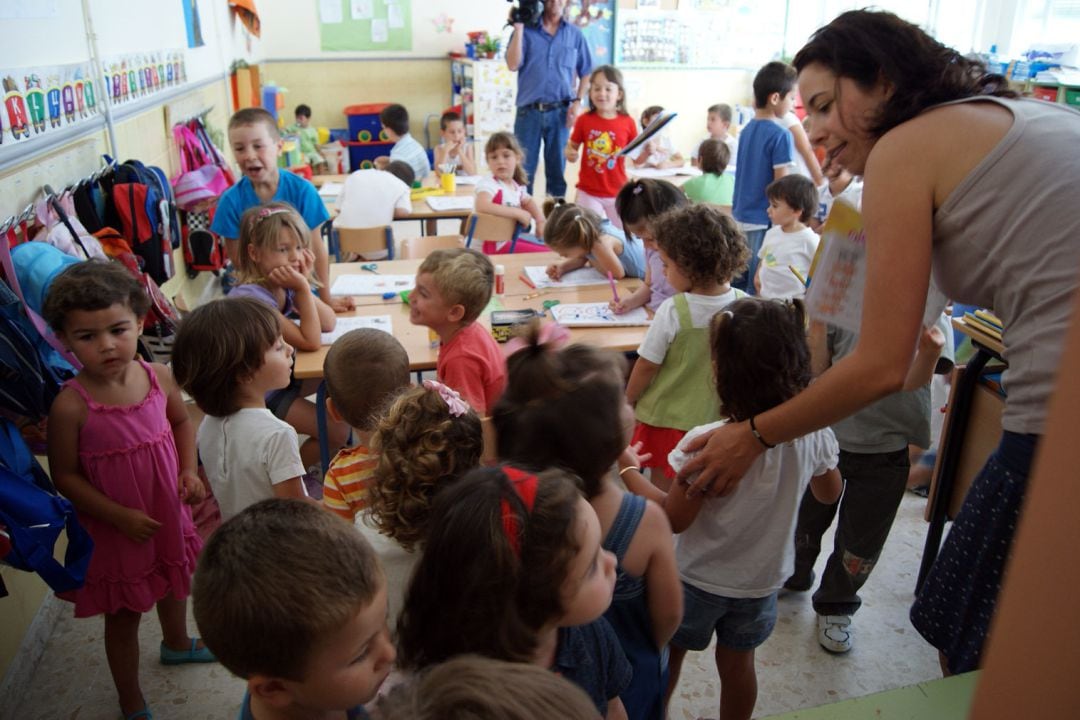 Guarderia niños infancia