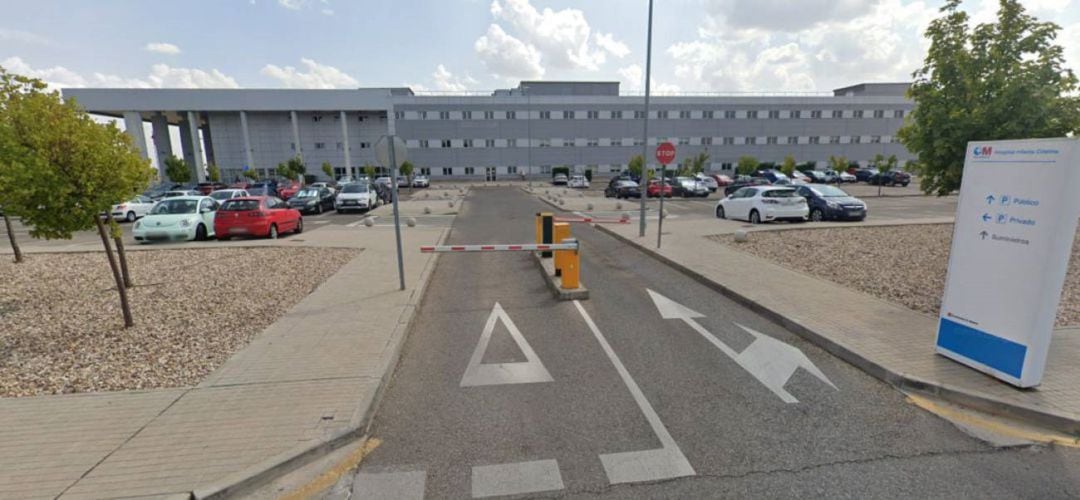 Entrada del aparcamiento del Hospital de Parla