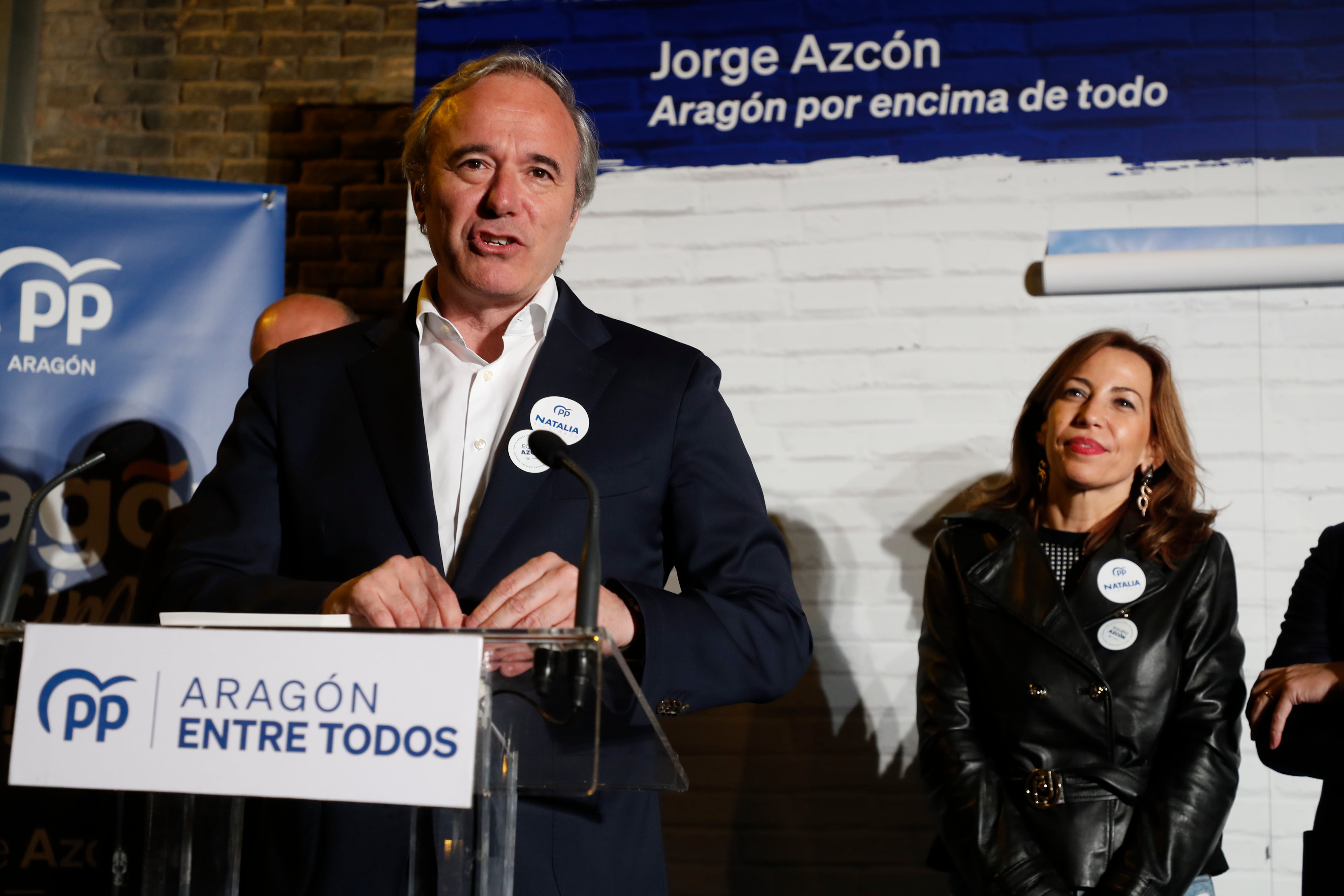 ZARAGOZA, 11/05/2023.- El candidato del PP al gobierno de Aragón, Jorge Azcón, participa este jueves, en el inicio de la campaña electoral para las elecciones del 28M. EFE/ Javier Belver
