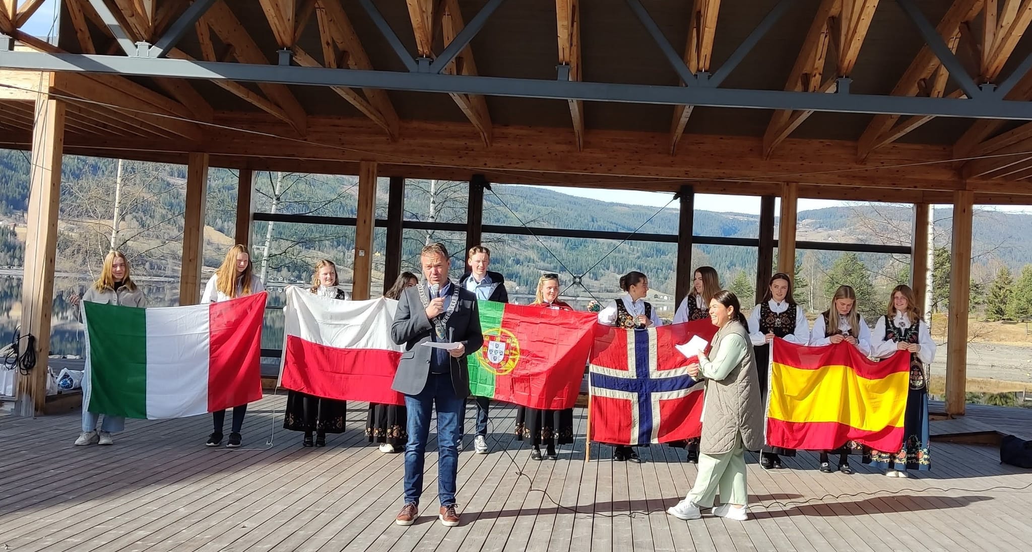 Alumnos rondeños del instituto Martín Rivero de Ronda durante su viaje a Noruega