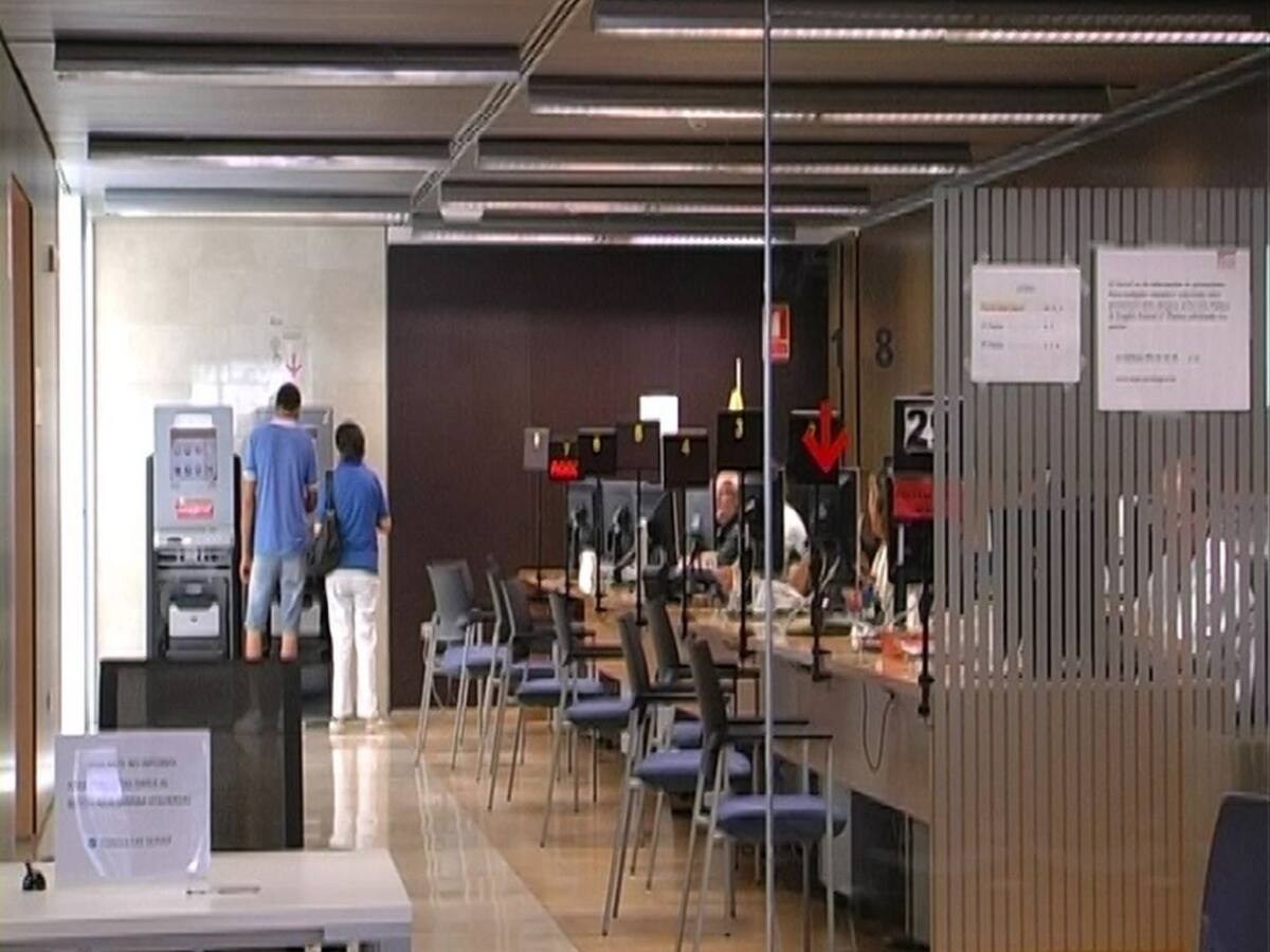 El paro baja apenas unas décimas en el mes de julio en la Safor