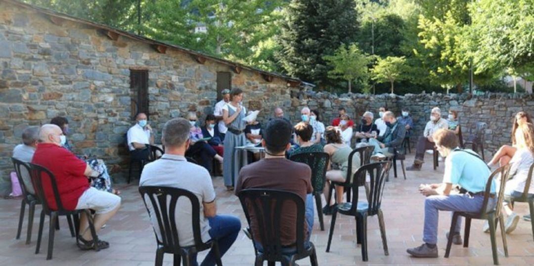 Moment de la presentació del moviment Ad.hoc.