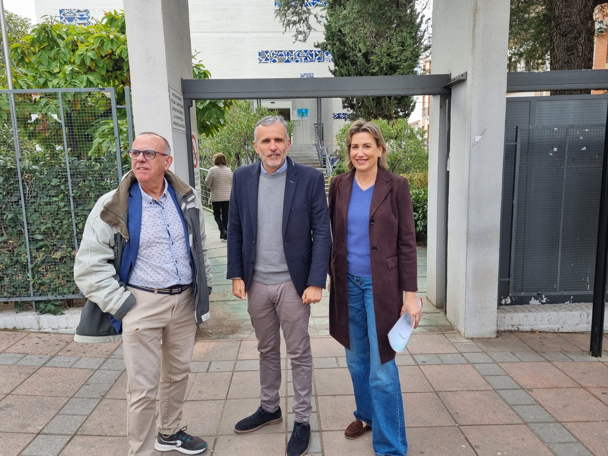 La rueda de prensa ha sido en la puerta de Ronda Norte