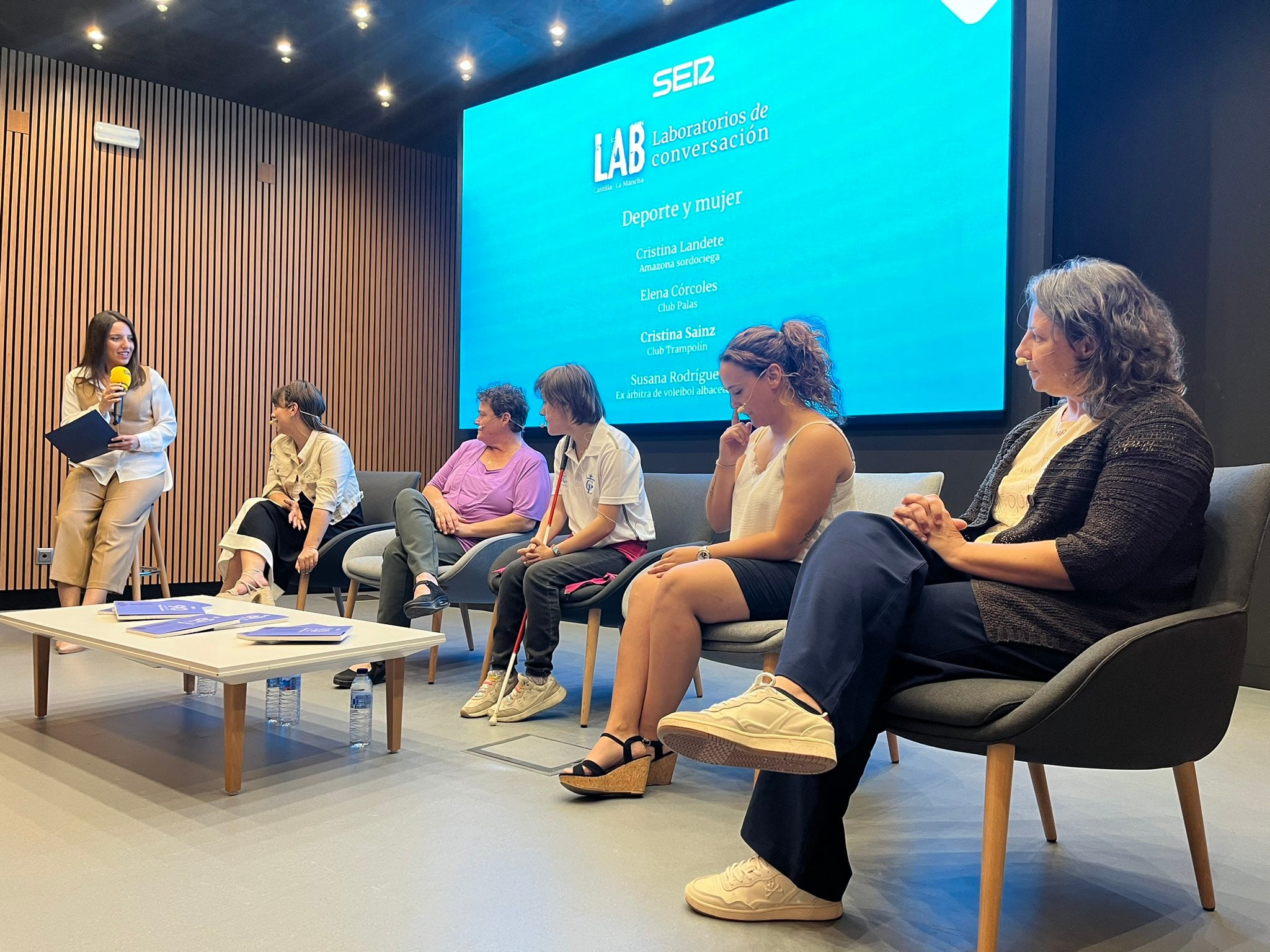 La Cadena SER en Castilla-La Mancha ha desarrollado su cuarto &#039;Laboratorio de Conversación&#039; en Albacete, en donde se ha debatido de Deportes