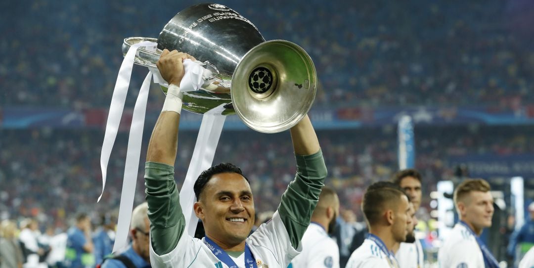 Keylor Navas levanta la decimotercera Copa de Europa