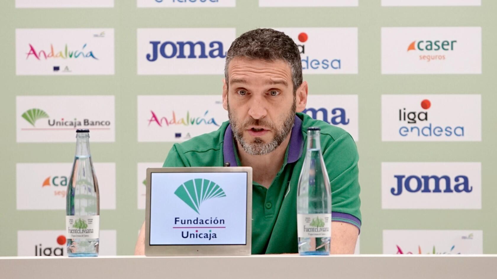 Ibon Navarro, en la sala de prensa del martín Carpena