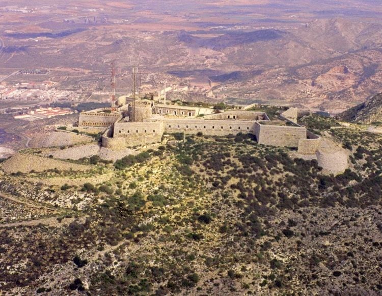 ‘Las Fortalezas de la Ruta’ en la SER descubre San Julián, el último castillo de España