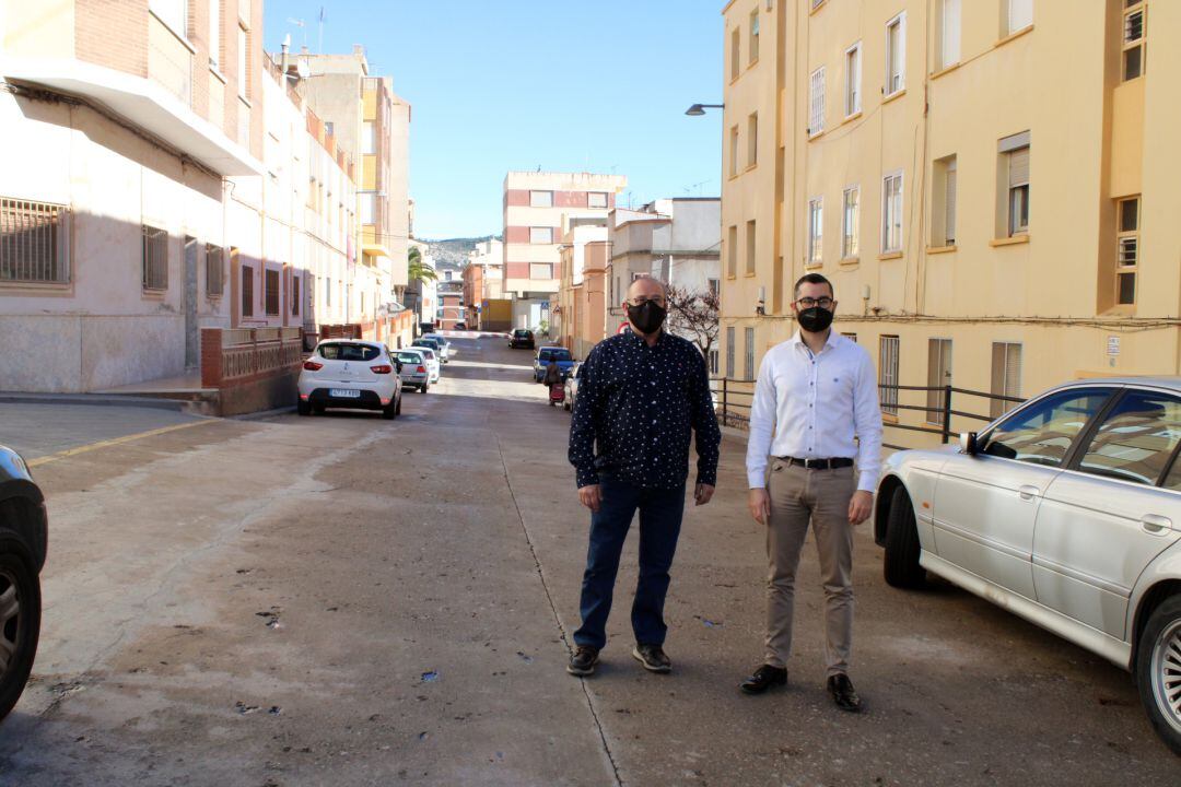 El alcalde de L'Alcora, Samuel Falomir y el concejal de Urbanismo, Julián Tena