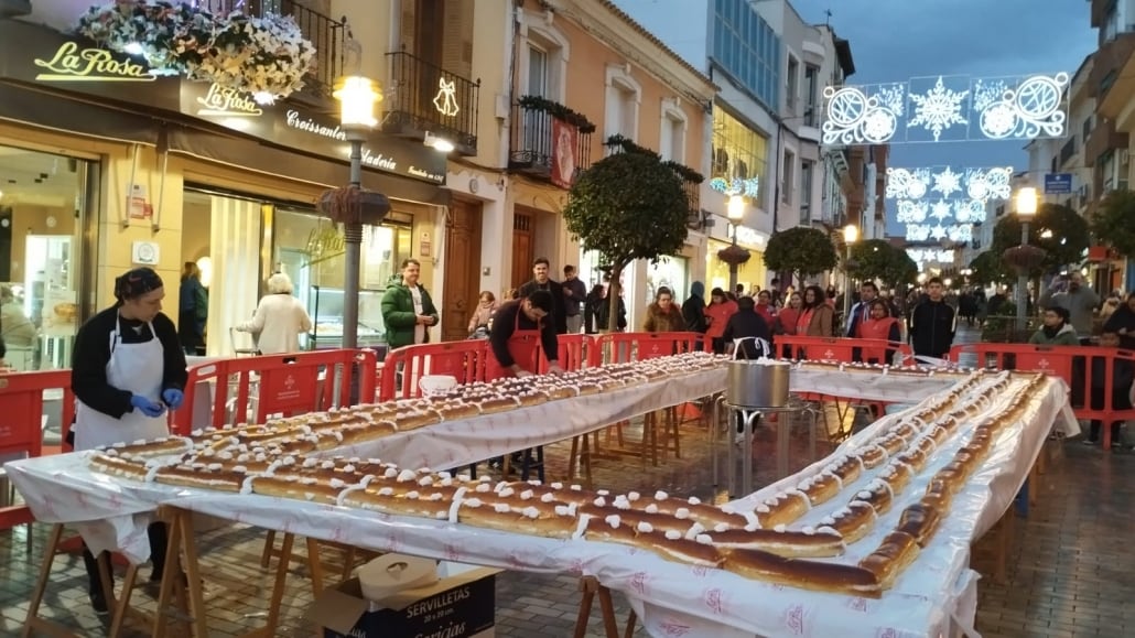 Presentación del Roscón de Reyes solidario