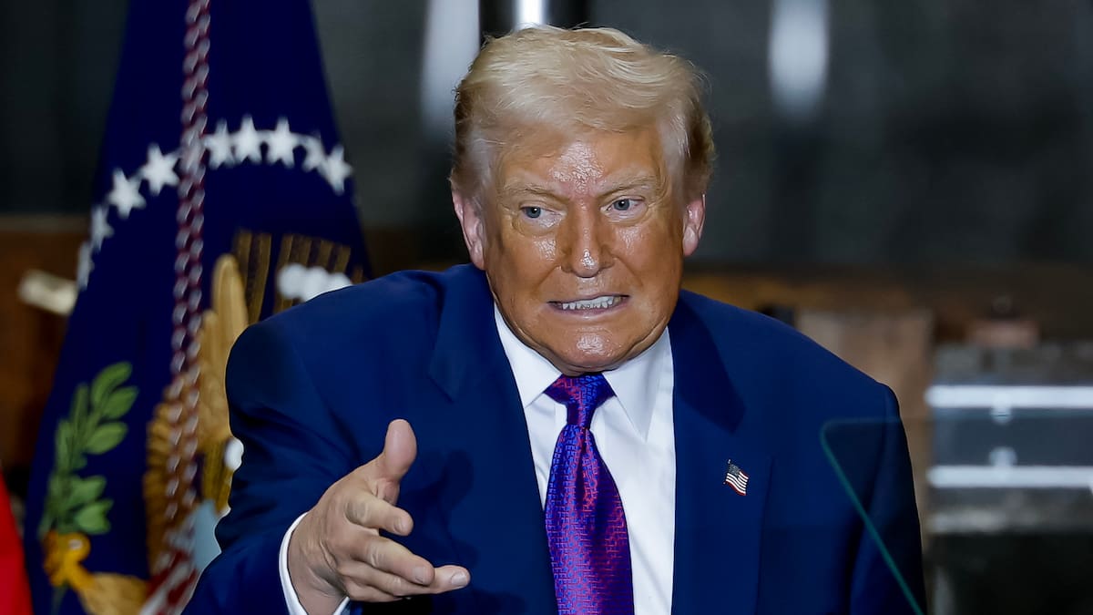 Trump ordena publicar archivos sobre la vida extraterrestre después de que Obama afirmara creer que existe