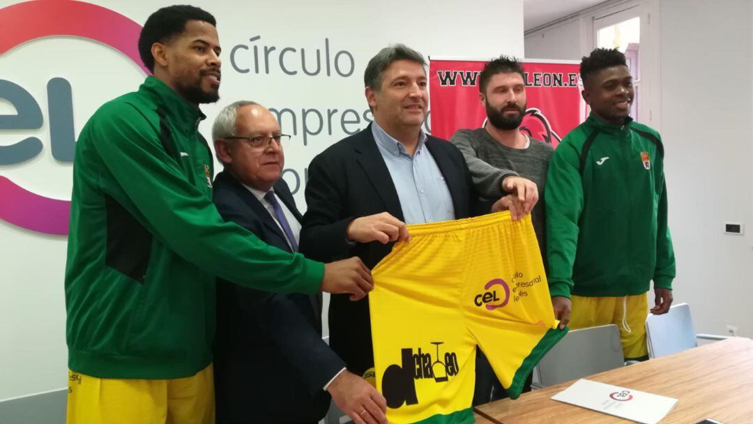 Acto de firma del convenio