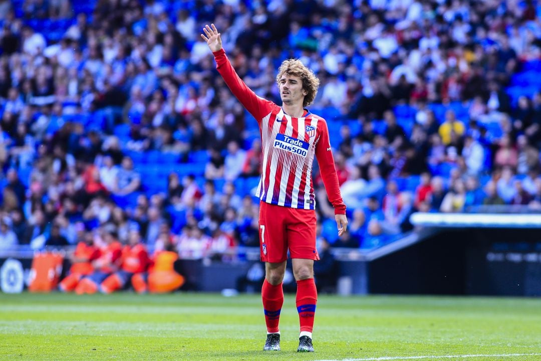 El FC Barcelona ha hecho oficial el fichaje del jugador del Atlético de Madrid, Antoine Griezmann. 