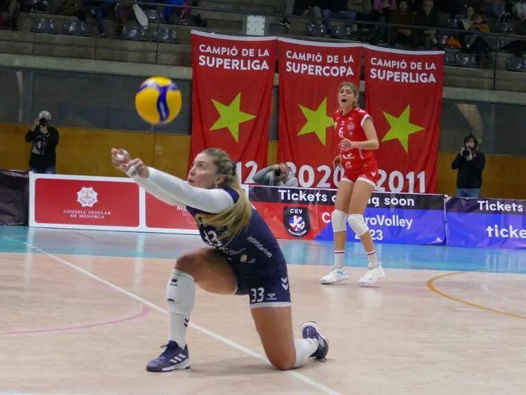 La lliure de l'Avarca pateix una fascitis plantar i caldrà veure si juga o quan de temps juga el partit davant del Kiele.