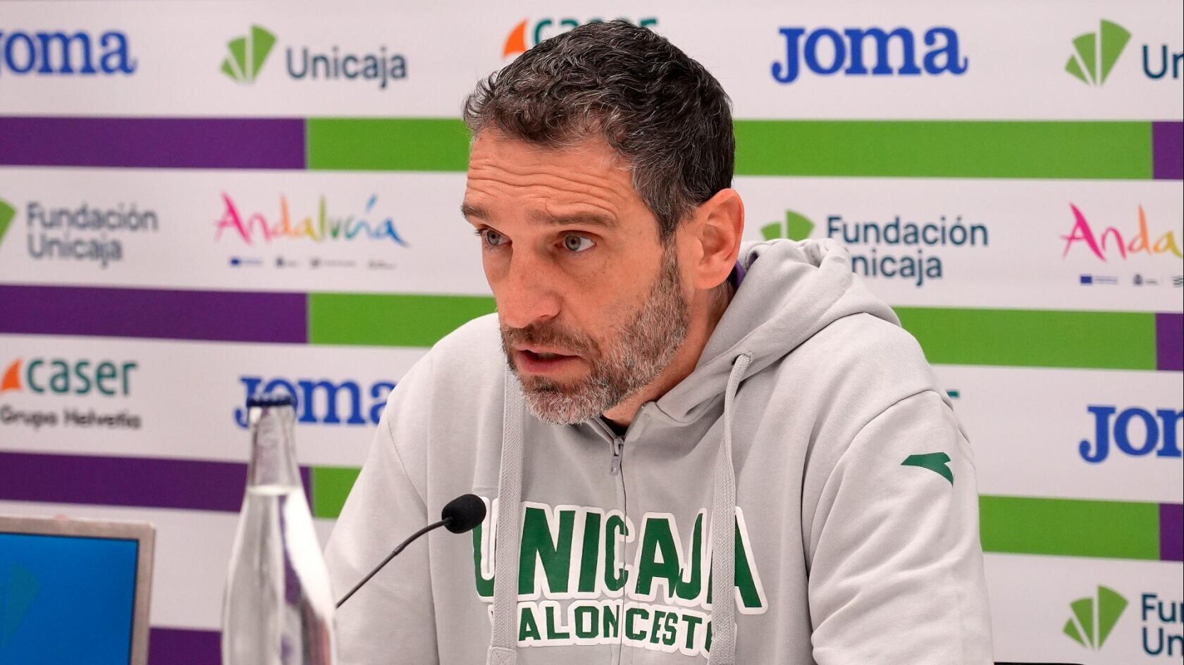 Ibon Navarro, en la sala de prensa del Martín Carpena