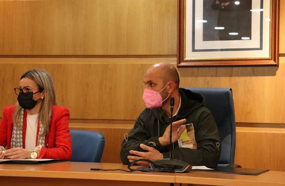 Alejandro Lorenzo, alcalde de O Porriño, presidiendo la Comisión Municipal de Seguimiento Covid.