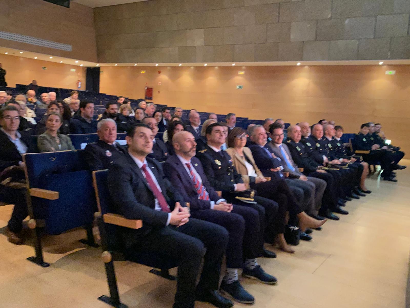 Acto de homenaje del Ayuntamiento de Aranda al Cuerpo Nacional de Policía en el año de su 200 aniversario