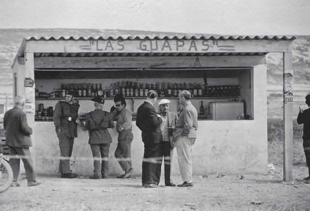 El bar &#039;Las Guapas&#039; instalado a pie de pozo fue uno de los seis establecimientos hosteleros con los que llegó a contar el municipio