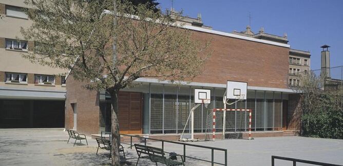 Pati de l'escola Ignasi Iglesias, al barri de Sant Andreu del Palomar