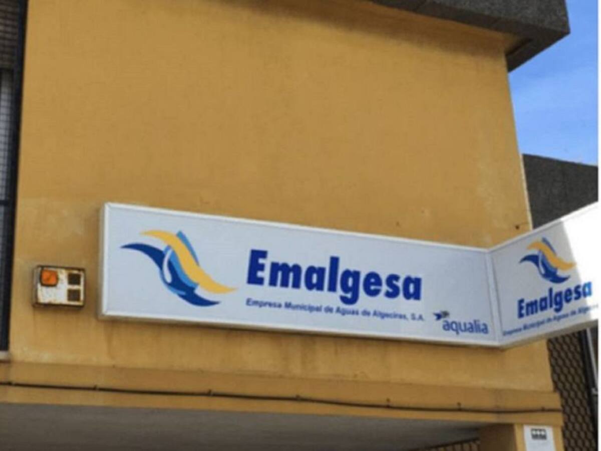 Más de 170 familias solicitan 100 litros gratis de agua al día en Algeciras