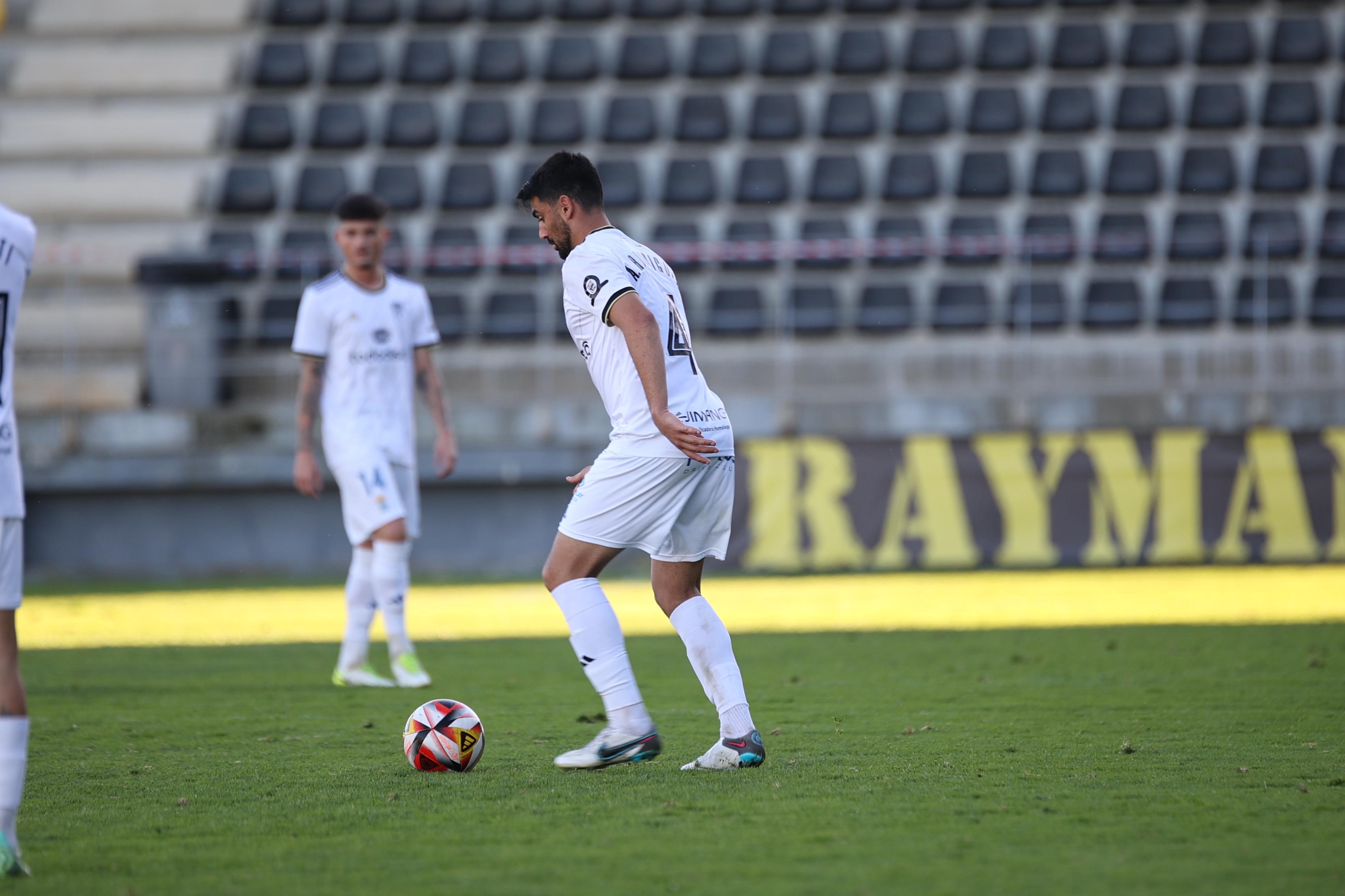 Adri durante el partido frente al Cartaya