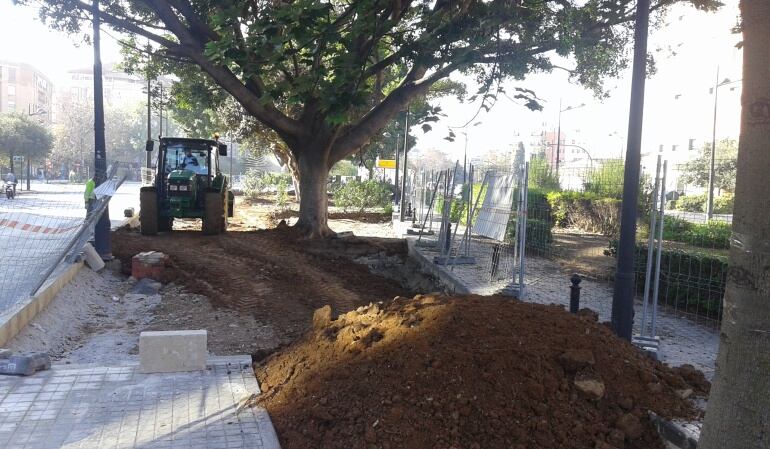 Obras en la Avenida de Aragón de Valencia