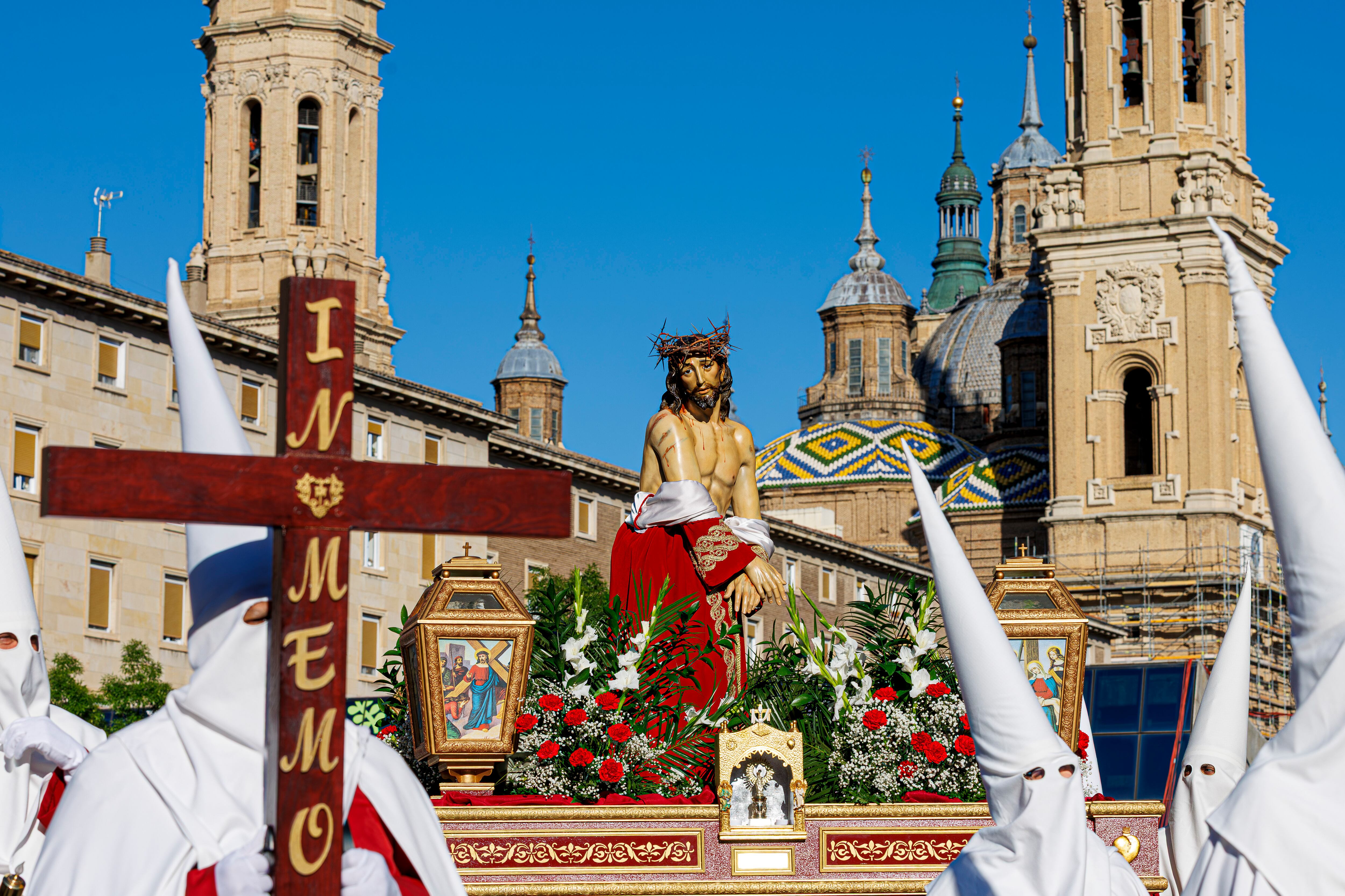 Procesión del Cristo Despojado de sus Vestiduras, en Zaragoza, en Jueves Santo