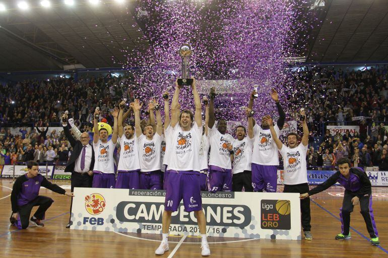 Imagen de archivo del Quesos Cerrato en la celebración de su ascenso en la LEB Oro