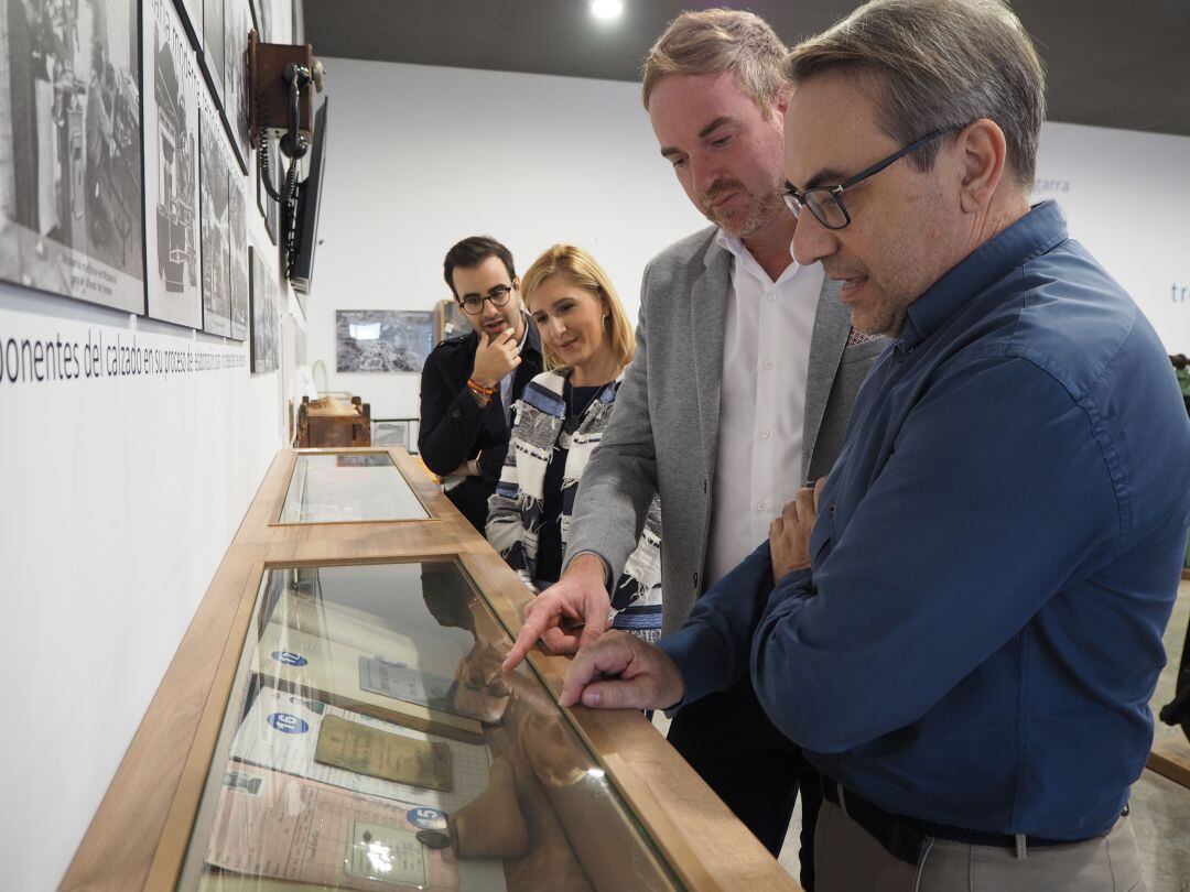 Visita del PP a la fábrica Museo Real Segarra de la Vall d&#039;Uixó