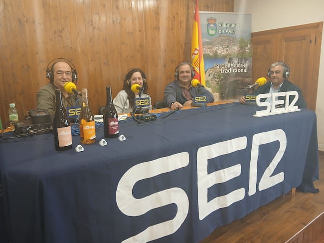 Ester González de Bodega Diez Delirios de Navatalgordo, Juan Antonio Hernández de Bodega Nietos de la Señora María de Navandrinal y Julio Sánchez de Bodega Agrourdiense de Villanueva de Ávila