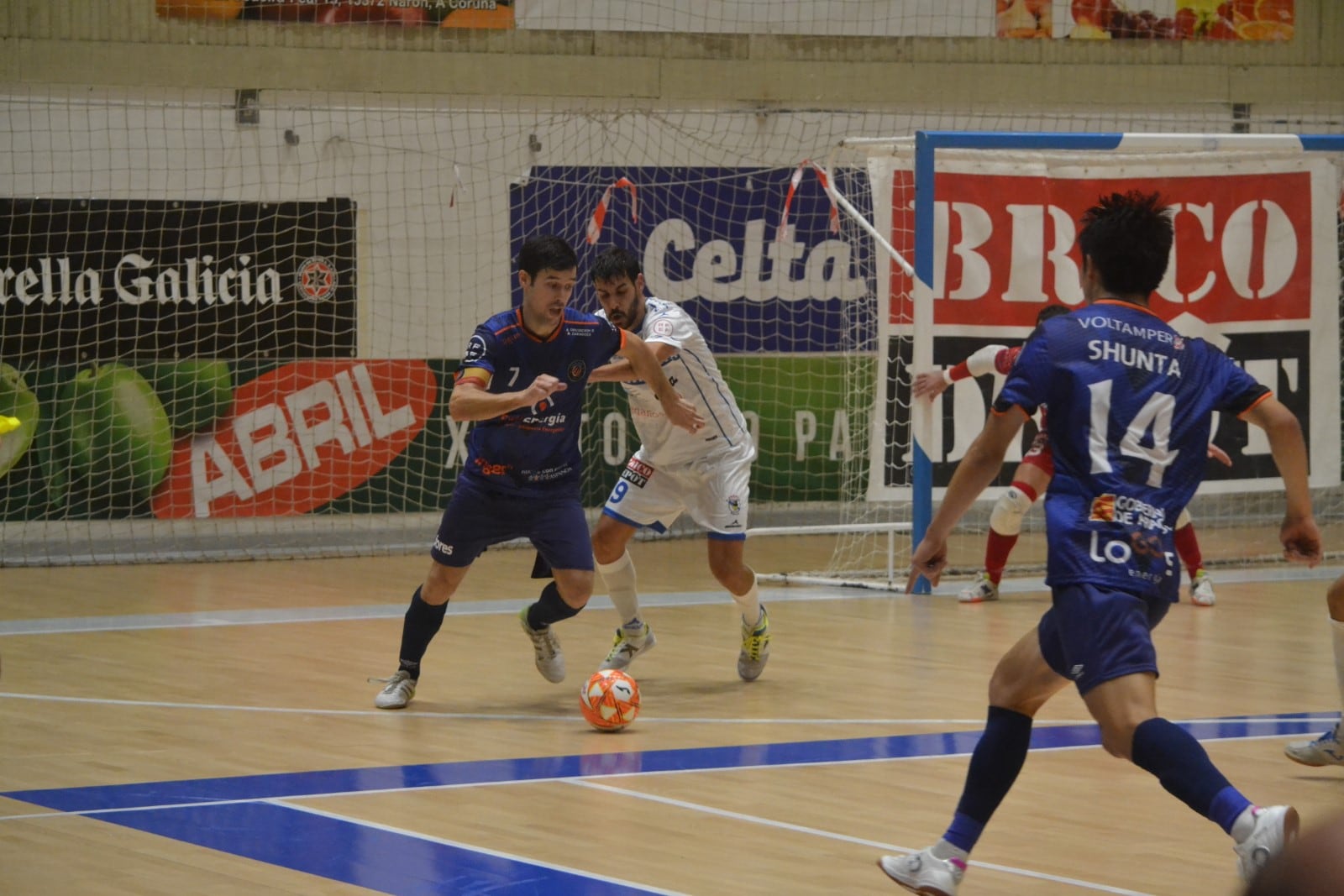 Rubén Orzáez, en una de las acciones del O Parrulo-Full Energía Zaragoza