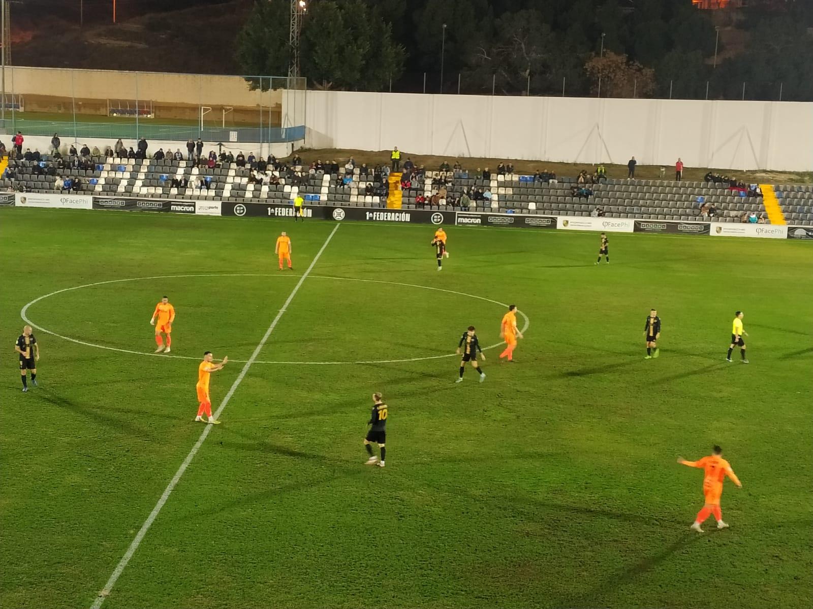 Instante del encuentro entre el Intercity y el CD Alcoyano