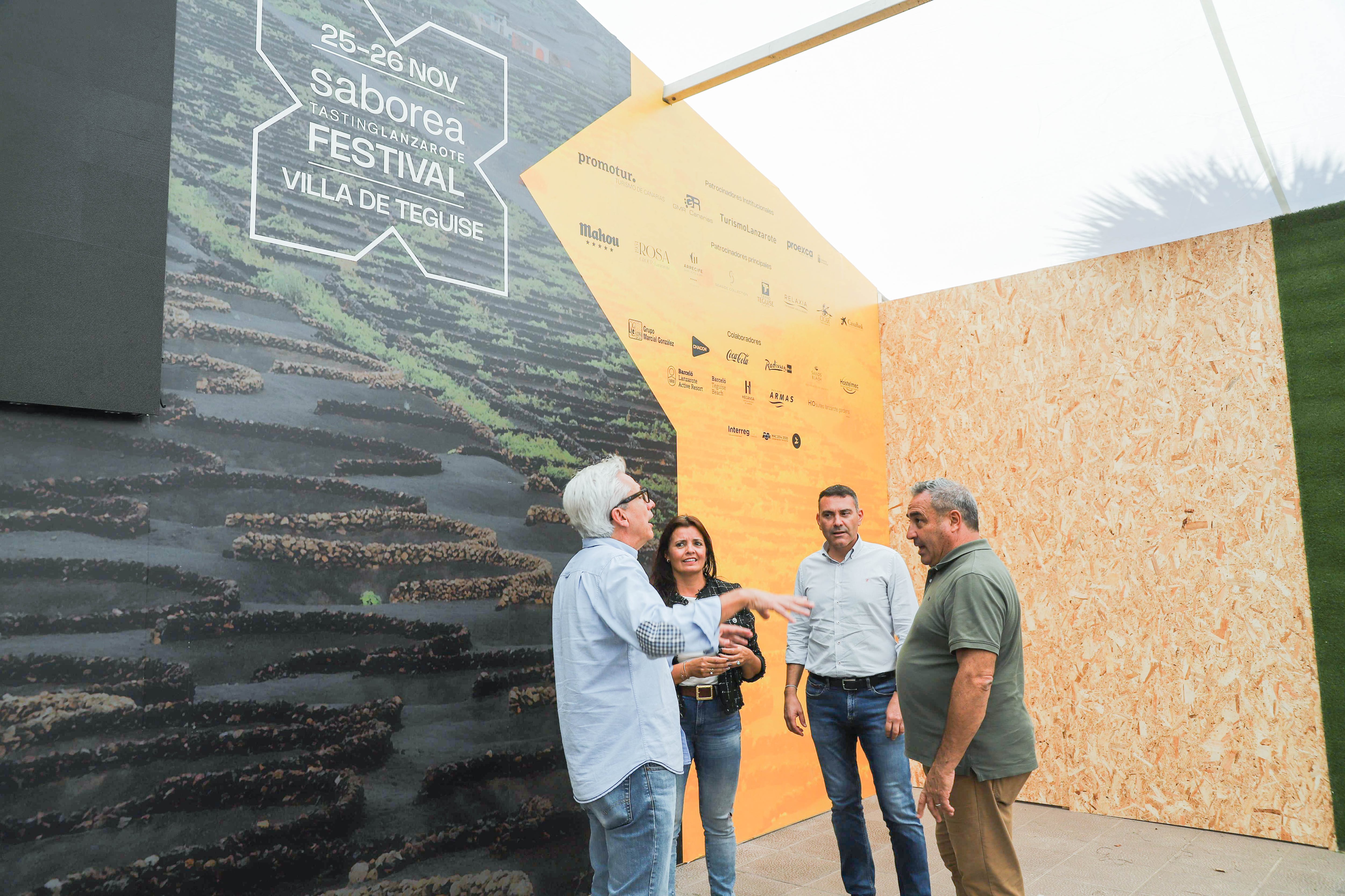 Visita a la Villa de Teguise donde se ultiman los preparativos para el X Festival Saborea Lanzarote.