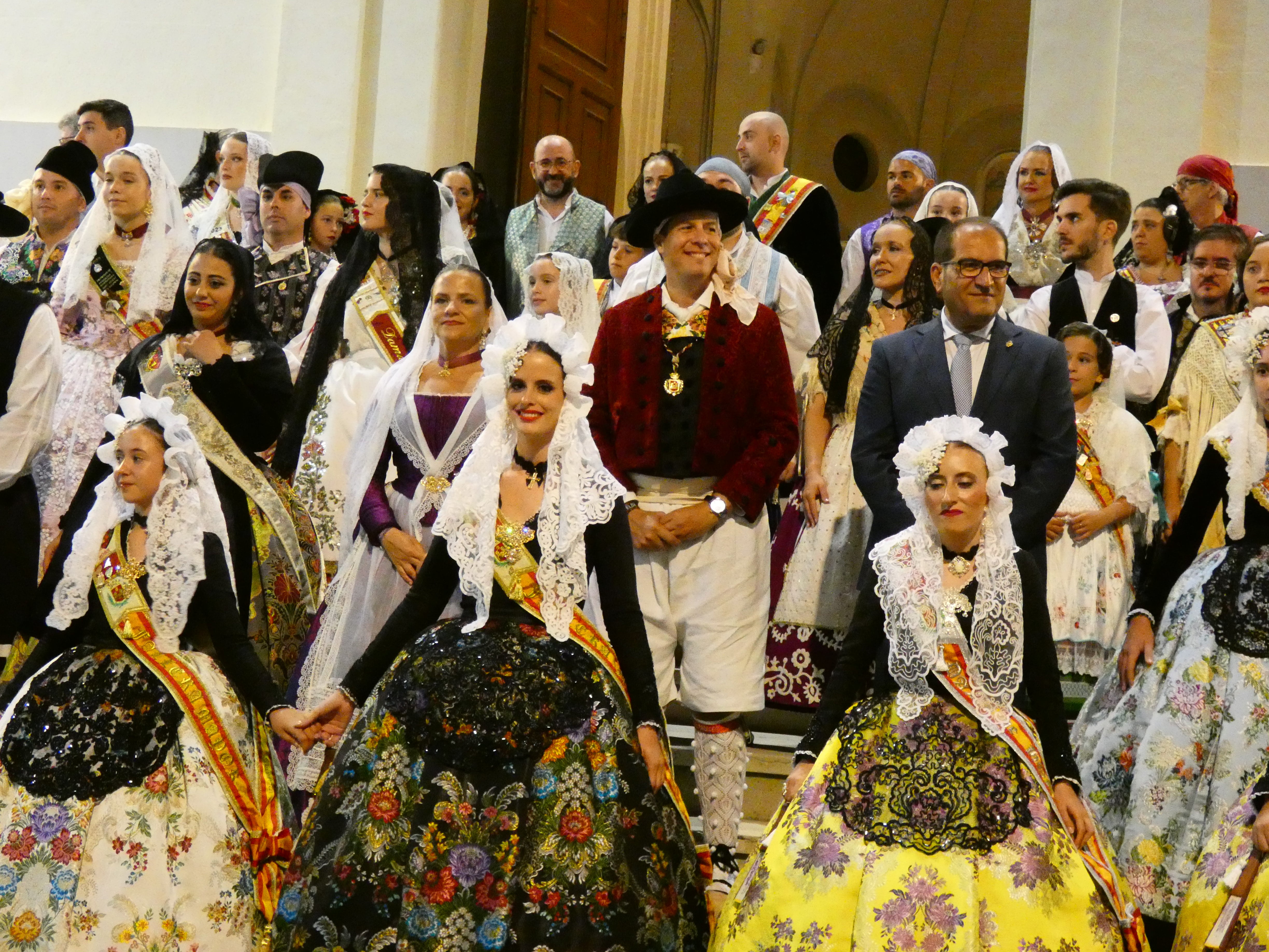 Ofrenda de Flores de las Fallas de Elda