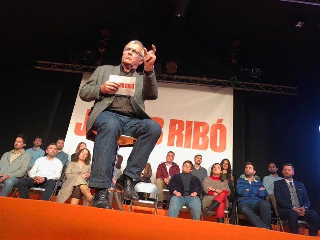 Joan Ribó en la presentación de los candidatos a las primarias de su formación