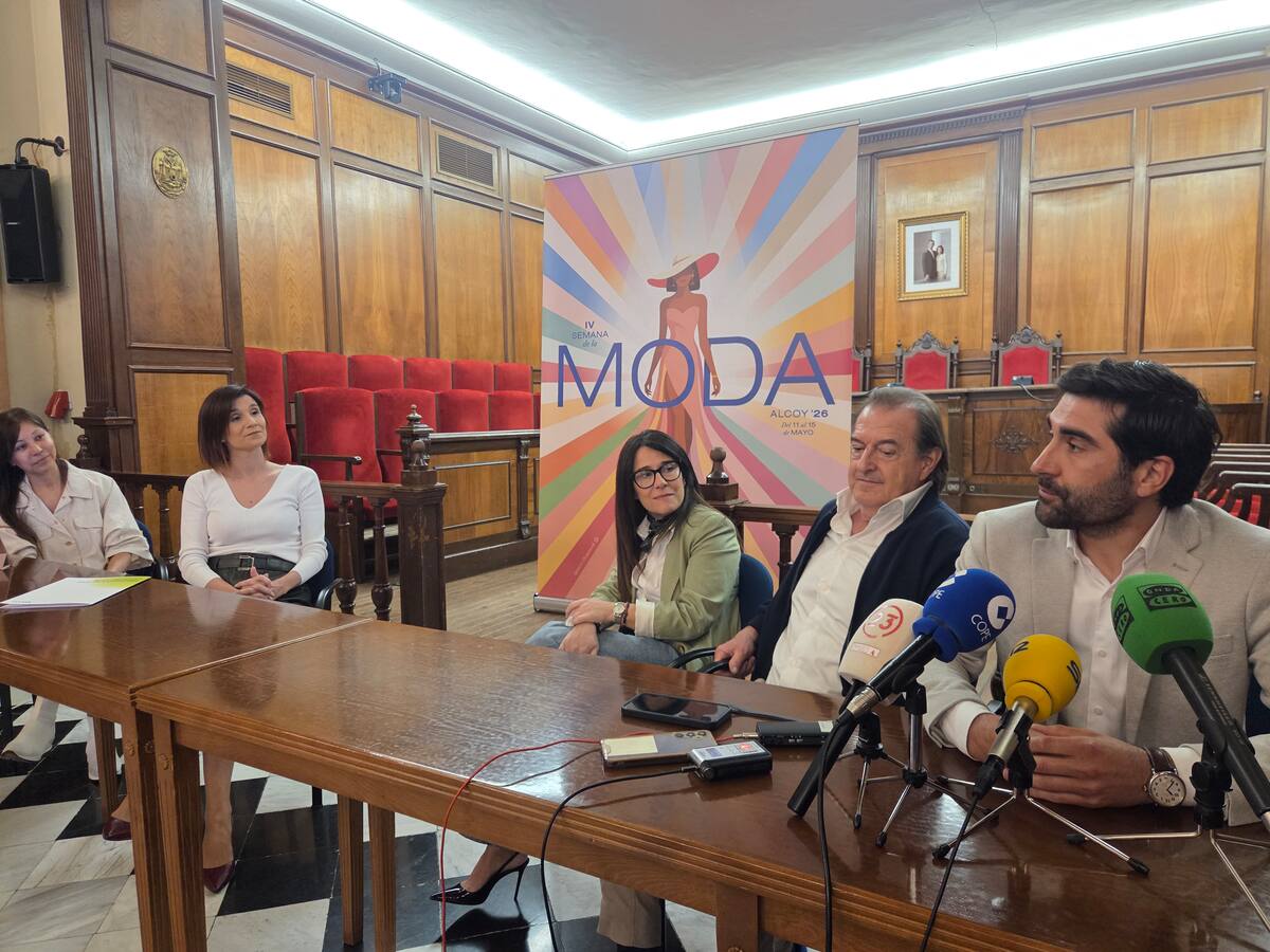 Un cartel de Ignacio Doménech anuncia la cuarta edición de la Semana de la Moda