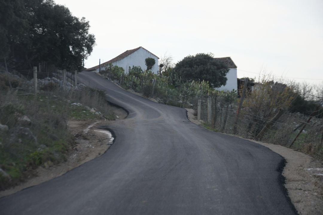 Camino hacia el diseminado de &#039;Las Canchas&#039;