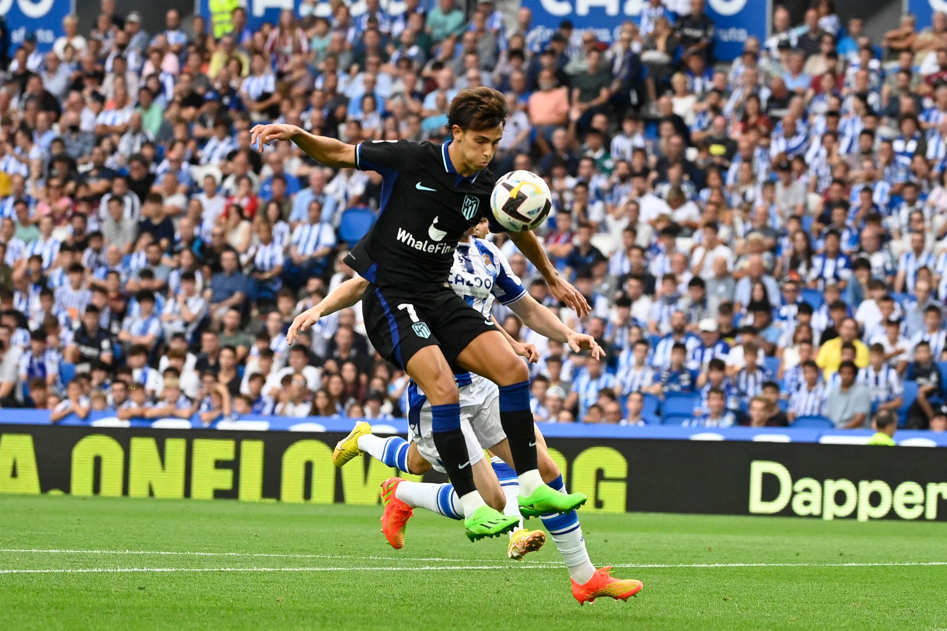 Joao Félix, durante una jugada del partido ante la Real Sociedad.