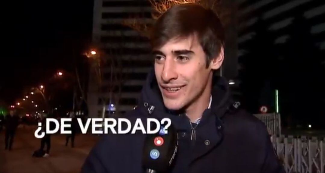 El aficionado del Real Madrid que no sabía que se jugaba a un partido.