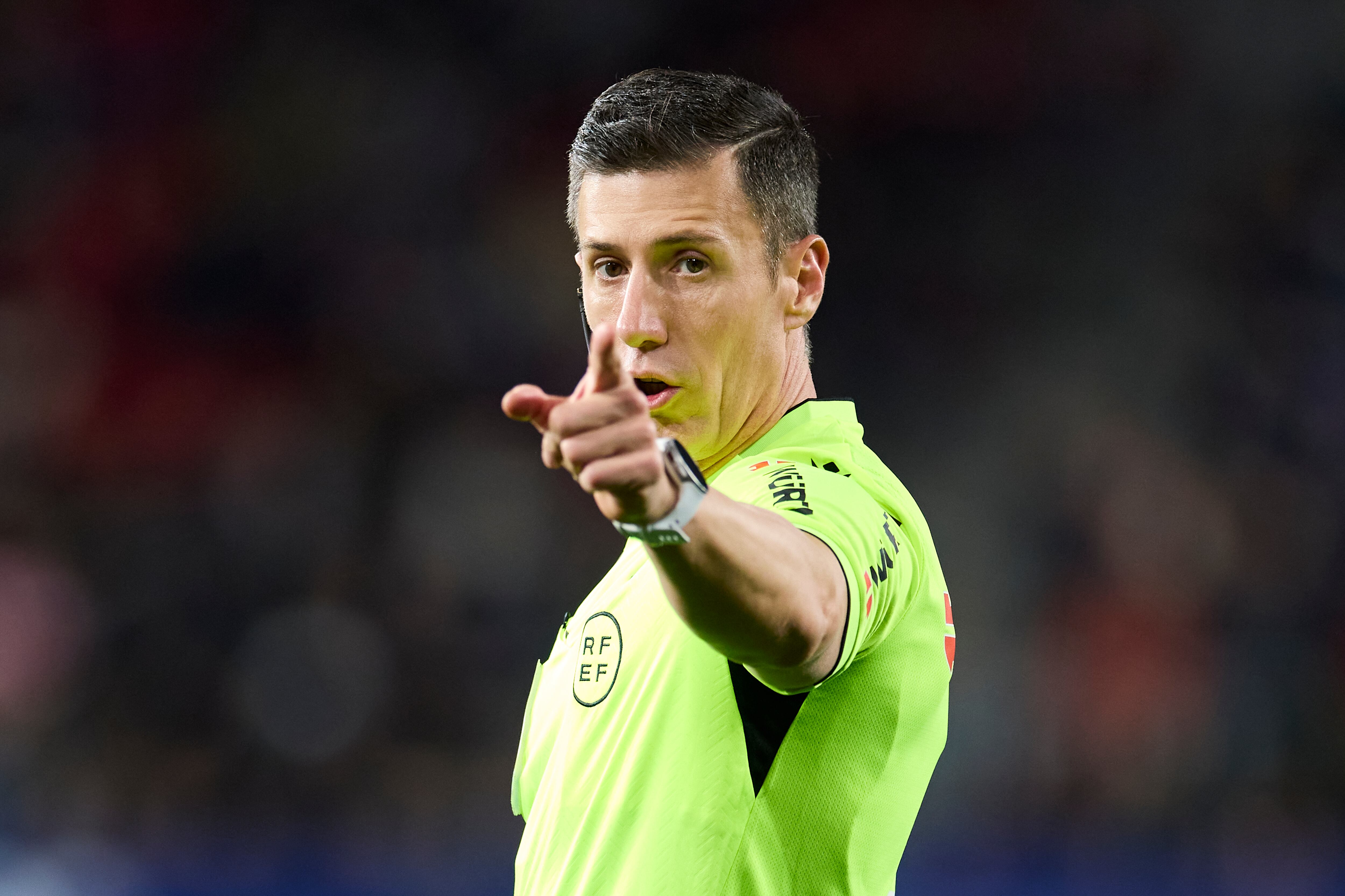 Cesar Soto Grado, árbitro que dirigió el polémico Girona-Barça