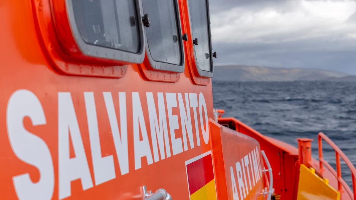 Dos heridos en un choque de lanchas motoras en Baiona
