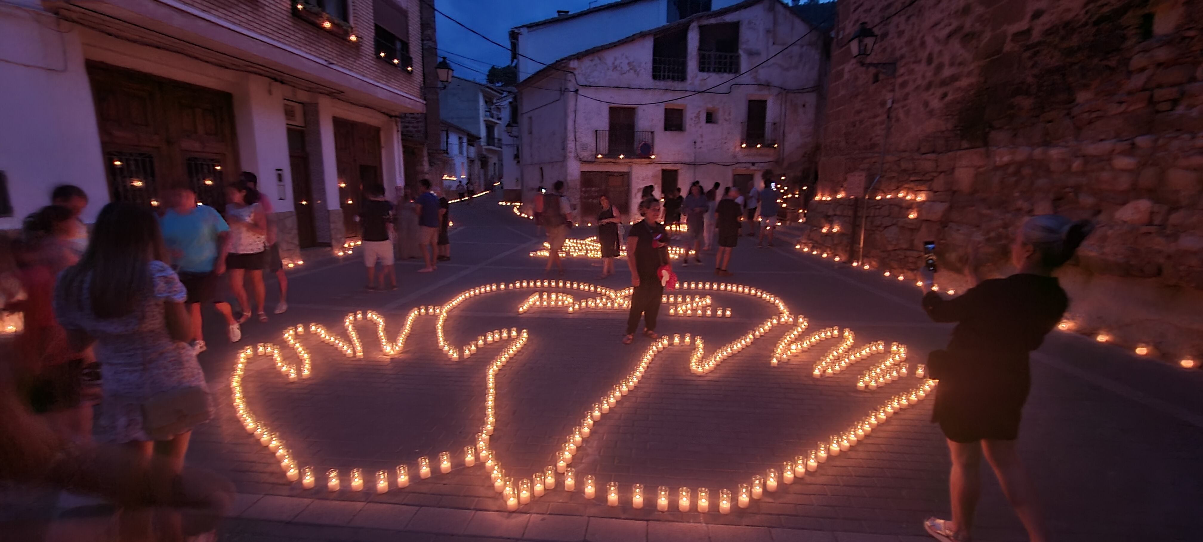 Noche de las velas en Titaguas (año 2022)