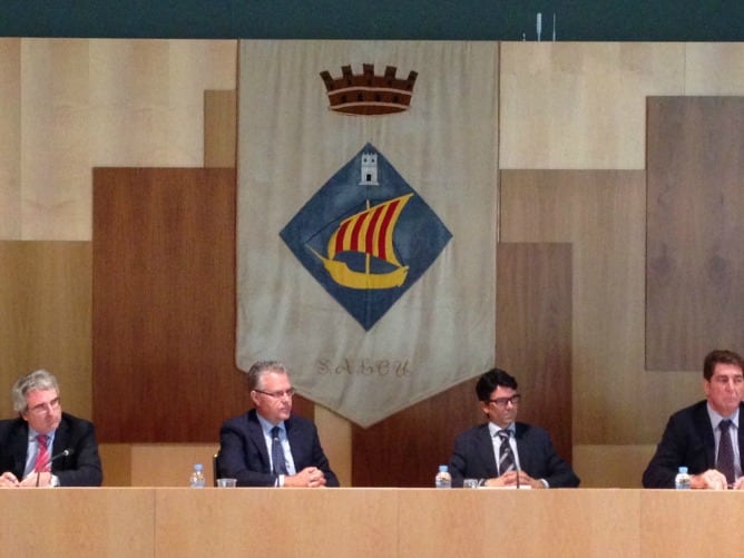 L'alcalde Pere Granados, per darrer cop al costat de Mario Garcia (PP) al ple de Salou