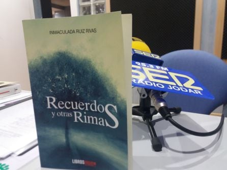 Ejemplar del libro de Inmaculada Ruiz Rivas