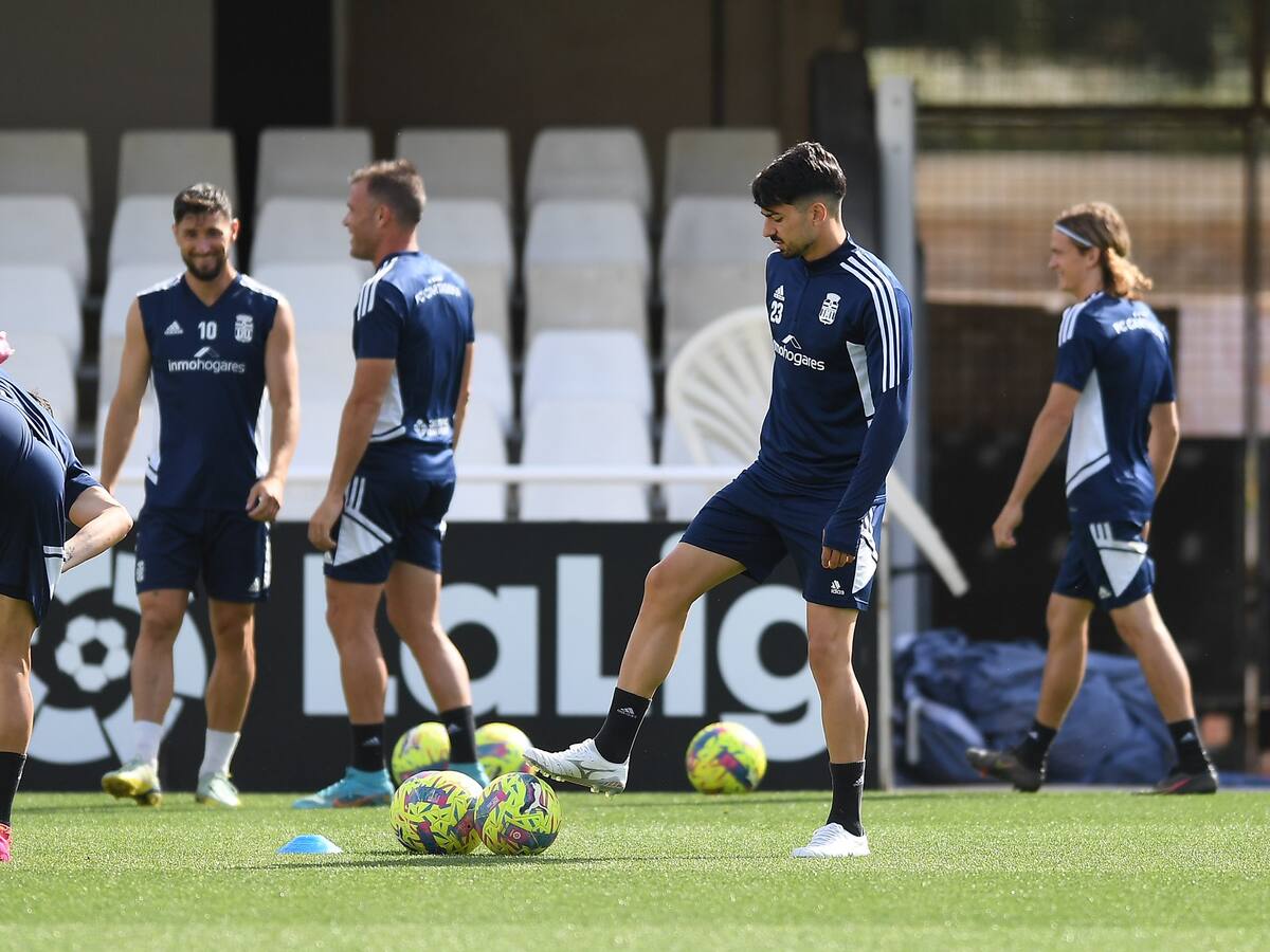 Miguelón sigue entrenando con normalidad, Kiko Olivas trabaja con los fisioterapeutas y Ureña se recupera en Girona