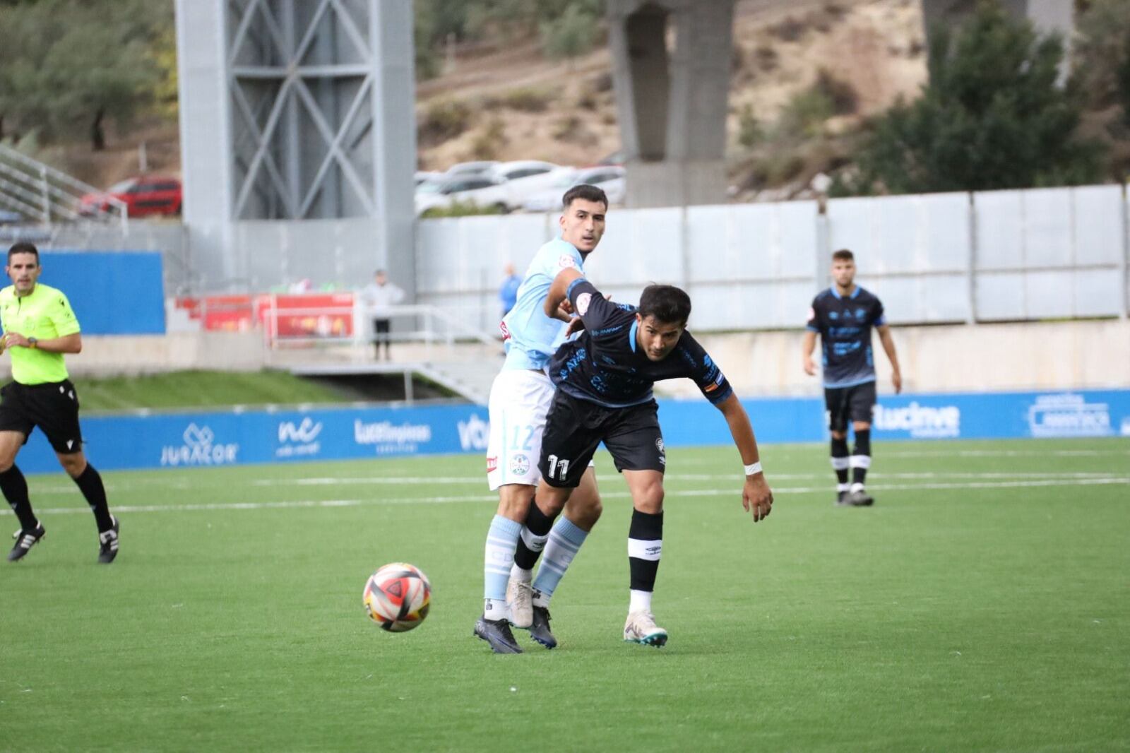 Momento del partido entre el Ciudad de Lucena y el Xerez DFC de la primera vuelta