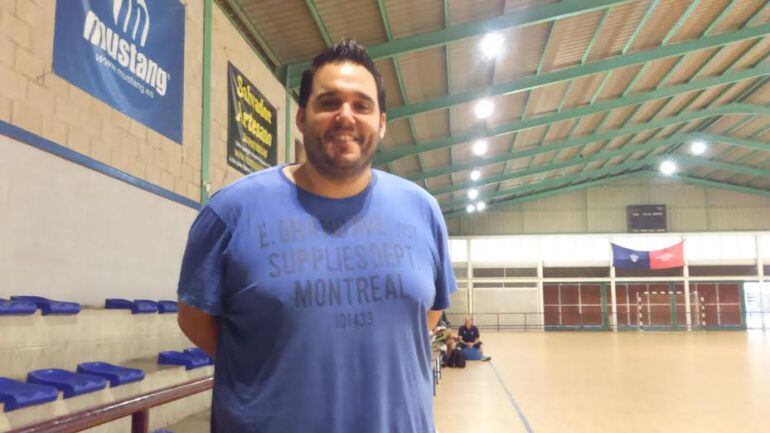 Joaquín Rocamora, entrenador del Club Balonmano Elche Mustang