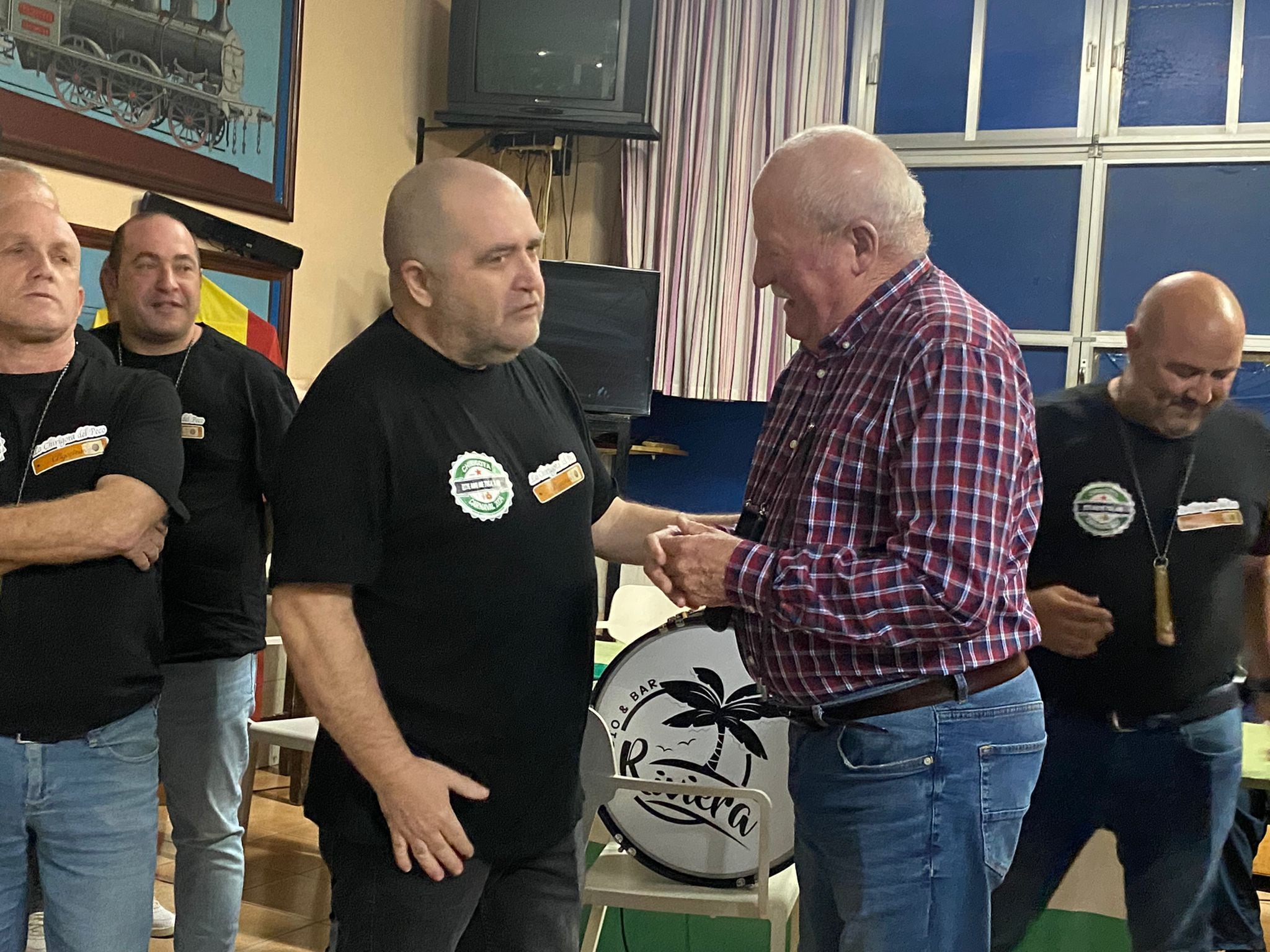 Luis Unciti y la chirigota de Peco.