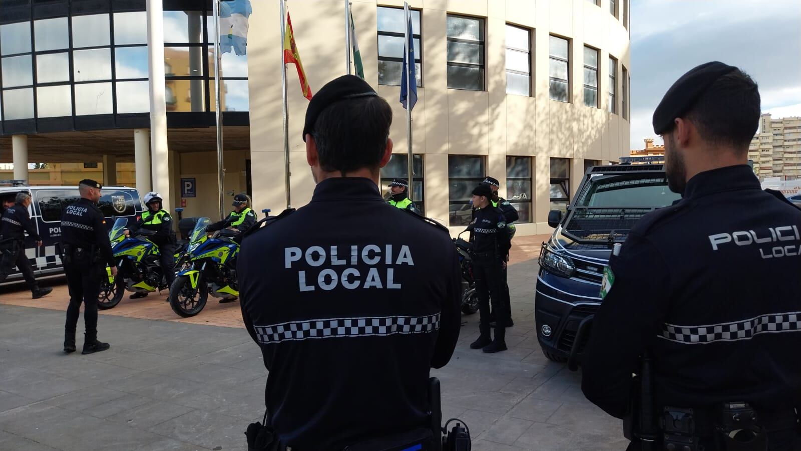 Efectivos de Policía Local en La Línea