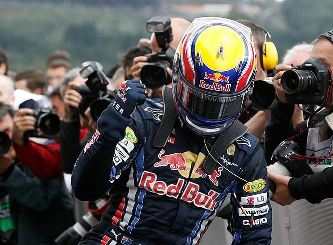 Webber celebra su &#039;pole&#039; en Spa